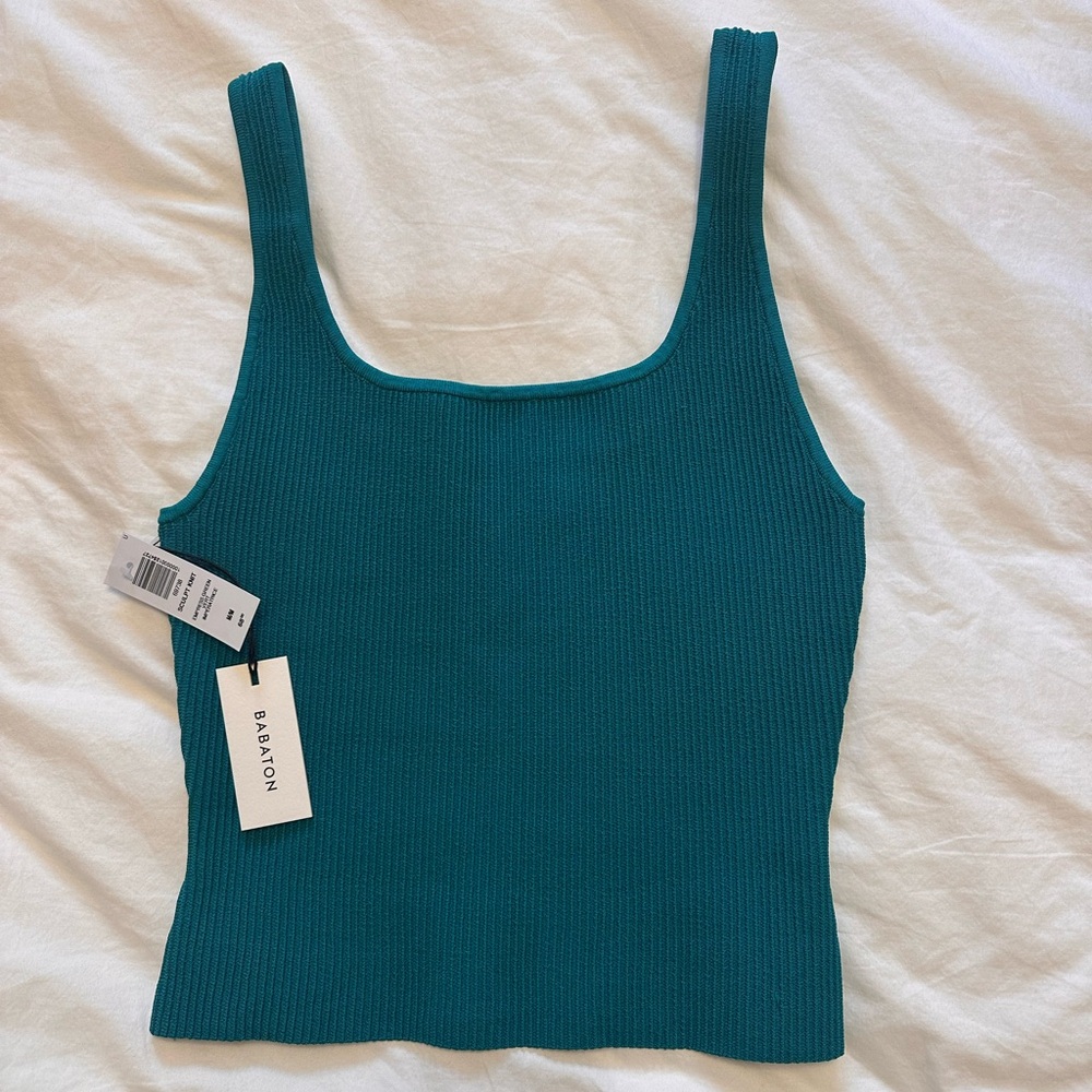 NWT Aritizia Babaton Sculpt Knit Top